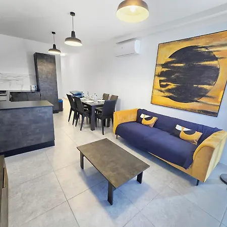 2 Bedroom 2 Terraces Wifi And Ac *