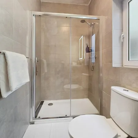 2 Bedroom 2 Terraces Wifi And Ac 公寓
